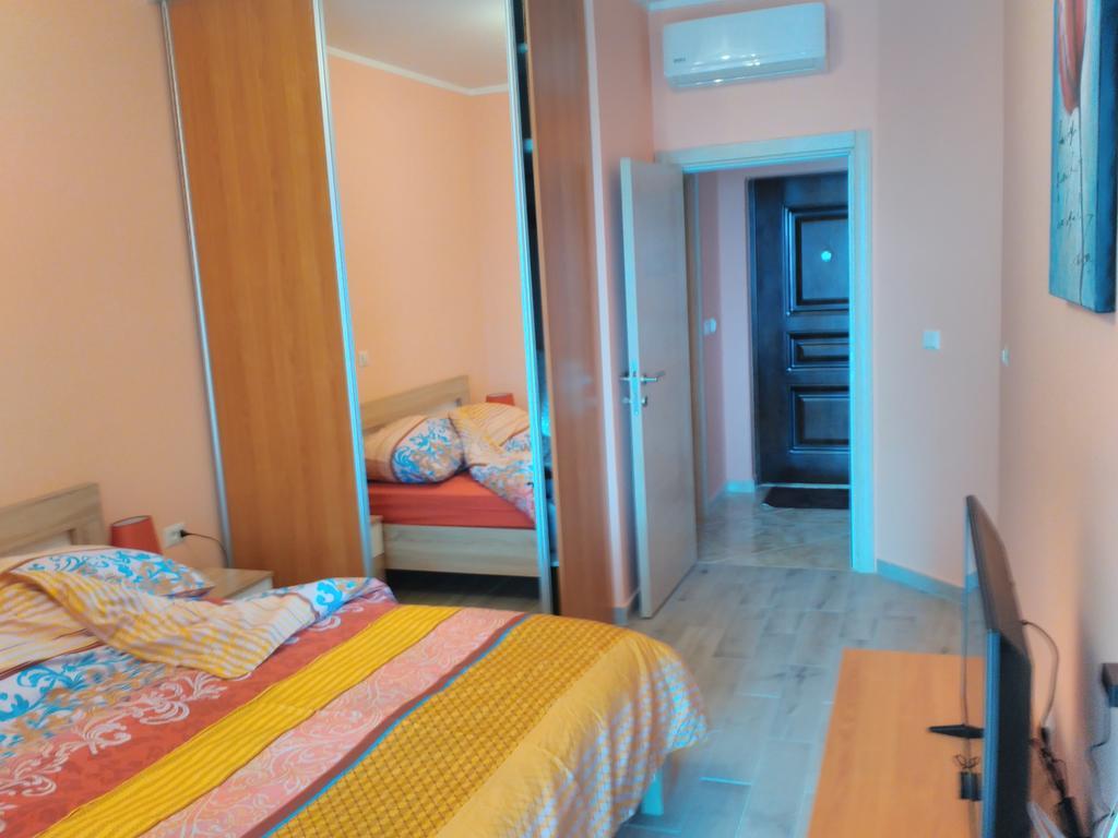 Apartment Sea Space Dobra Voda Exteriér fotografie